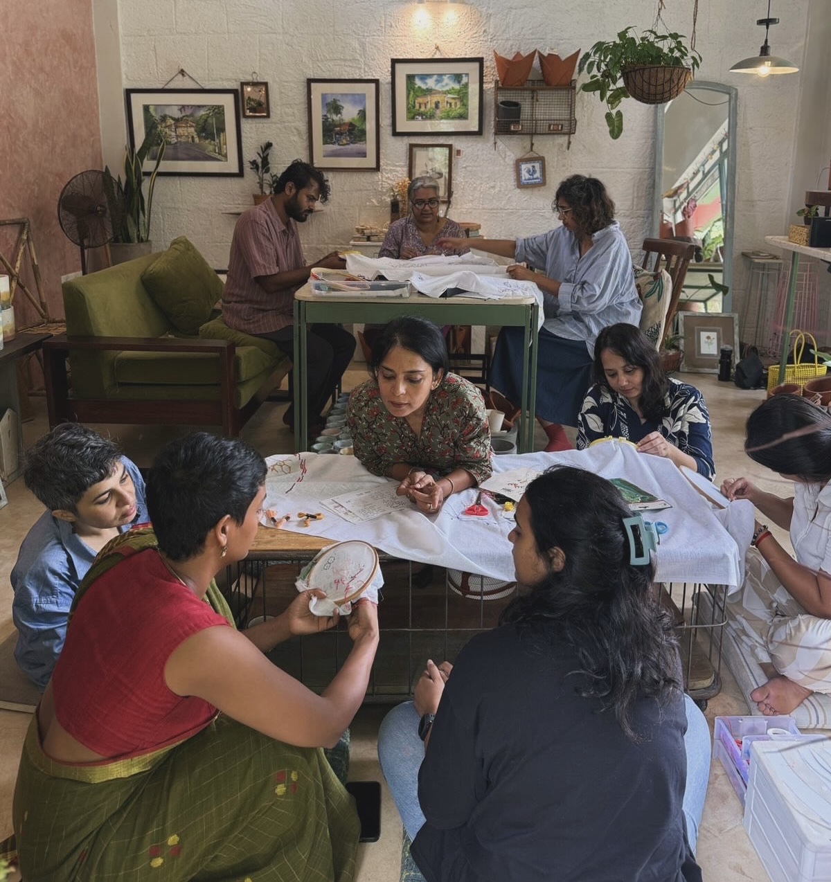 BBEE33B2-F396-4E61-B454-D0602838C97A